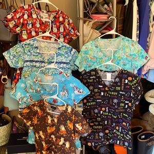 Scrub Tops Exrta Small